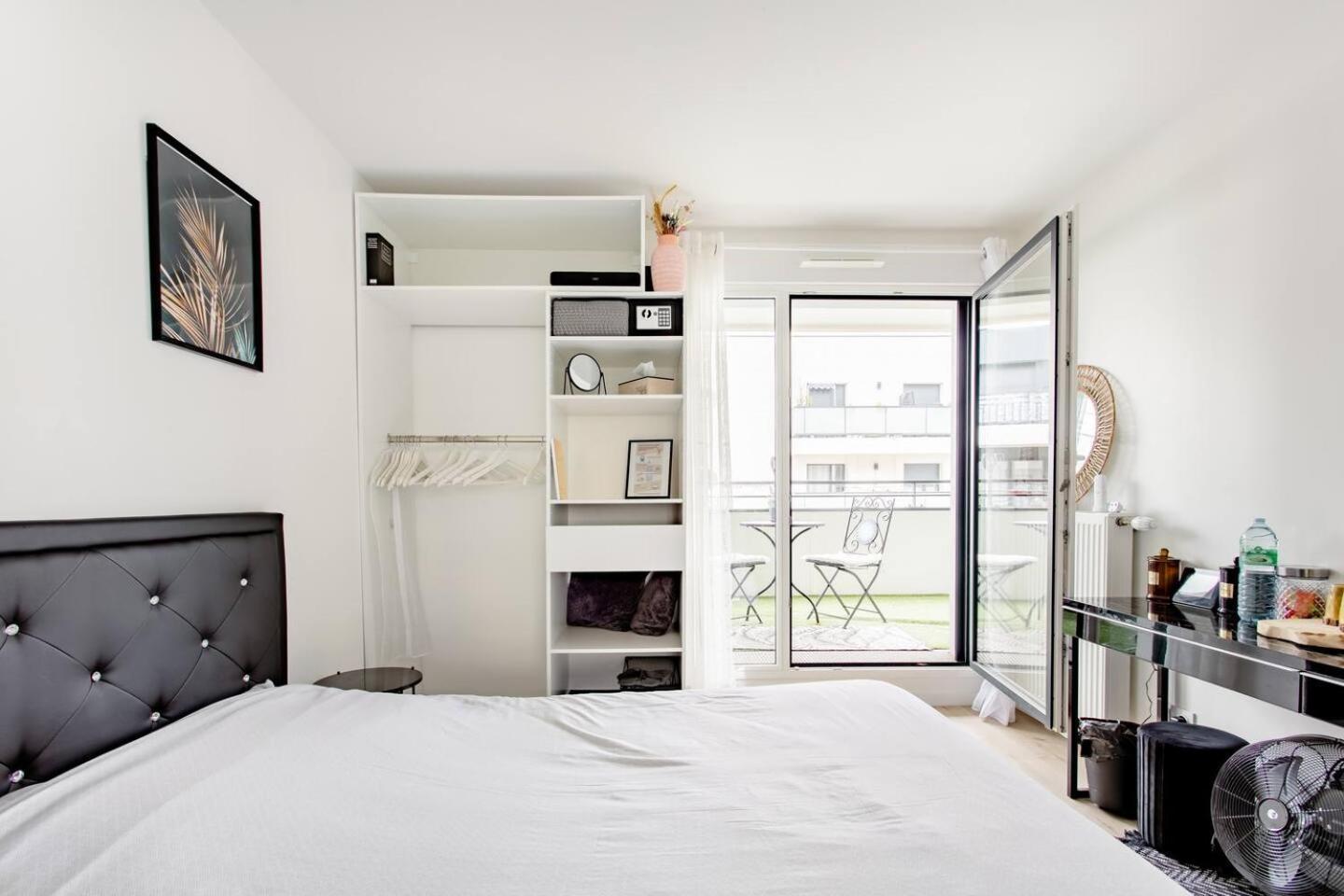 Residence Abraham - Guest Room 1 Ladefense U-Arena #Terasse #Fibre #Netflix Colombes  Exterior photo