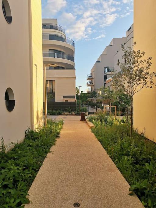 Residence Abraham - Guest Room 1 Ladefense U-Arena #Terasse #Fibre #Netflix Colombes  Exterior photo