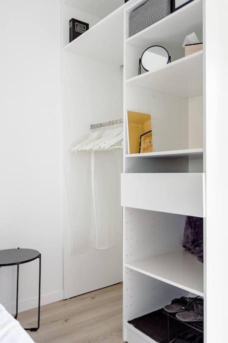 Residence Abraham - Guest Room 1 Ladefense U-Arena #Terasse #Fibre #Netflix Colombes  Exterior photo