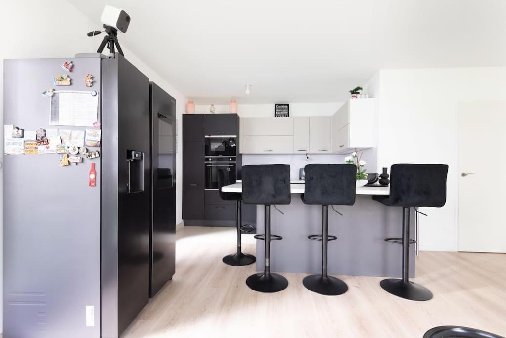 Residence Abraham - Guest Room 1 Ladefense U-Arena #Terasse #Fibre #Netflix Colombes  Exterior photo