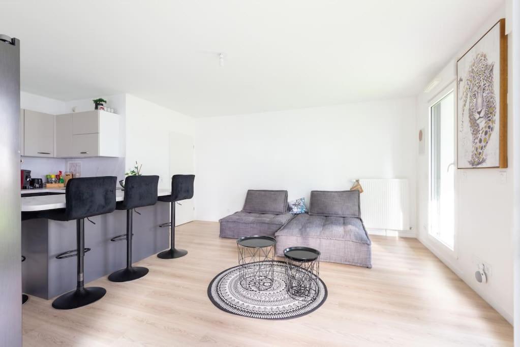 Residence Abraham - Guest Room 1 Ladefense U-Arena #Terasse #Fibre #Netflix Colombes  Exterior photo