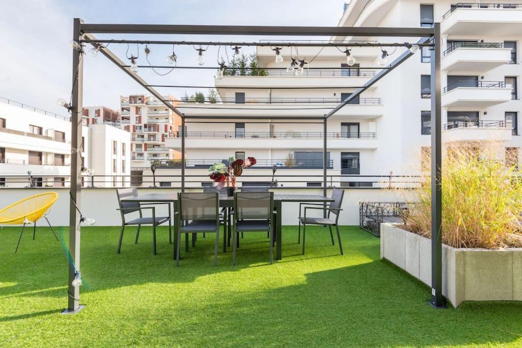 Residence Abraham - Guest Room 1 Ladefense U-Arena #Terasse #Fibre #Netflix Colombes  Exterior photo